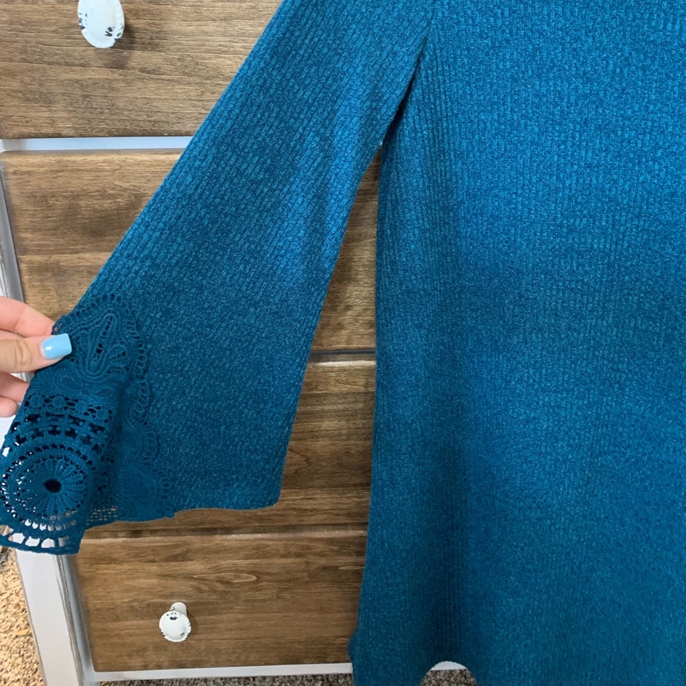 DRESS - Picture 2 of 4